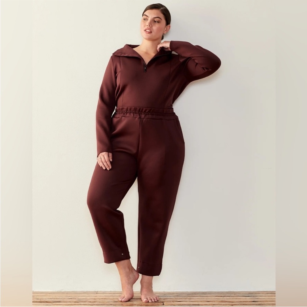 •ADAY• Like A Dream Joggers Merlot Scuba